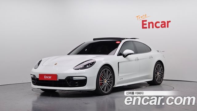 Porsche Panamera (971)