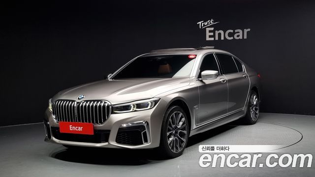 BMW 7 Series (G11)