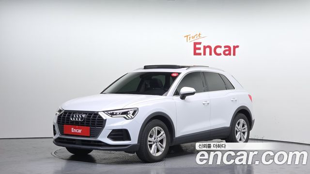 Audi Q3 (F3)