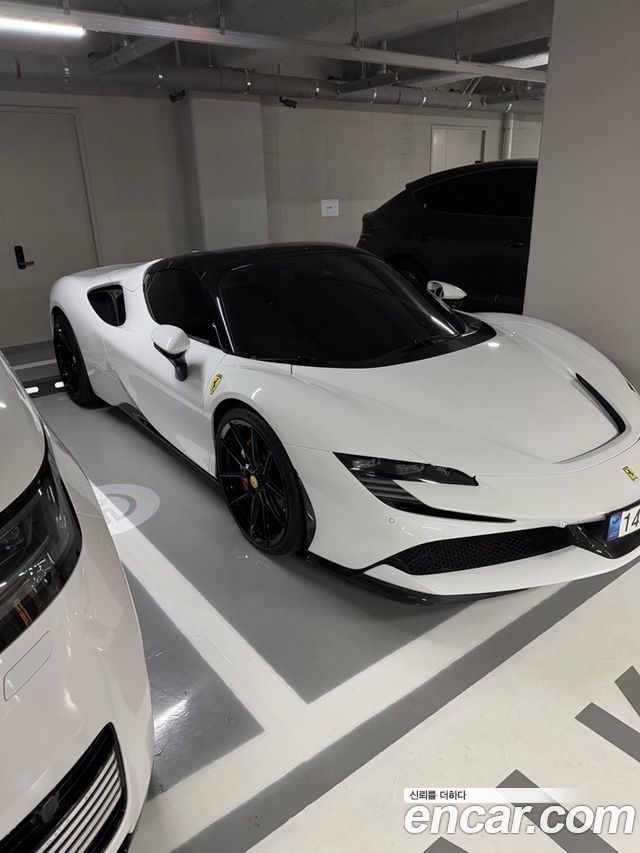 Ferrari SF90 Spider