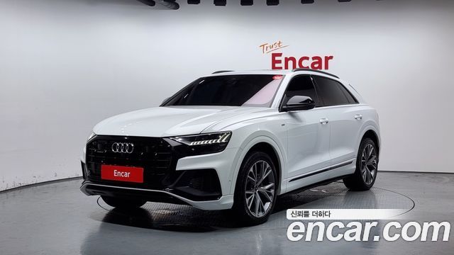 Audi Q8 (4M)