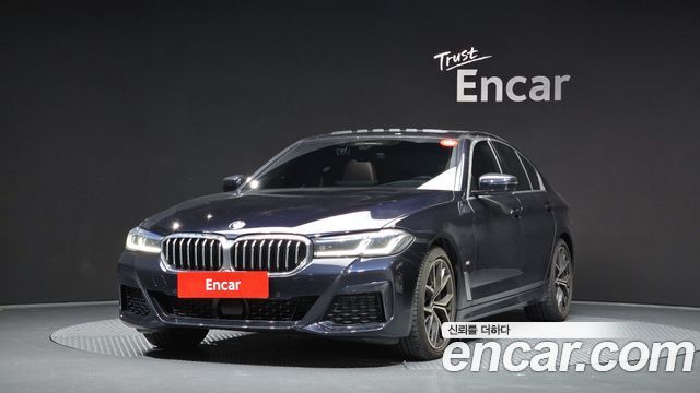 BMW 5 Series (G30)