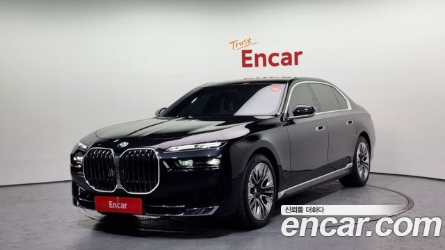 BMW 7 Series (G70)