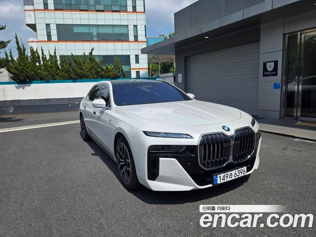 BMW 7 Series (G70)