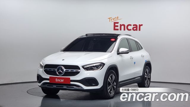 Mercedes-Benz GLA-Class H247