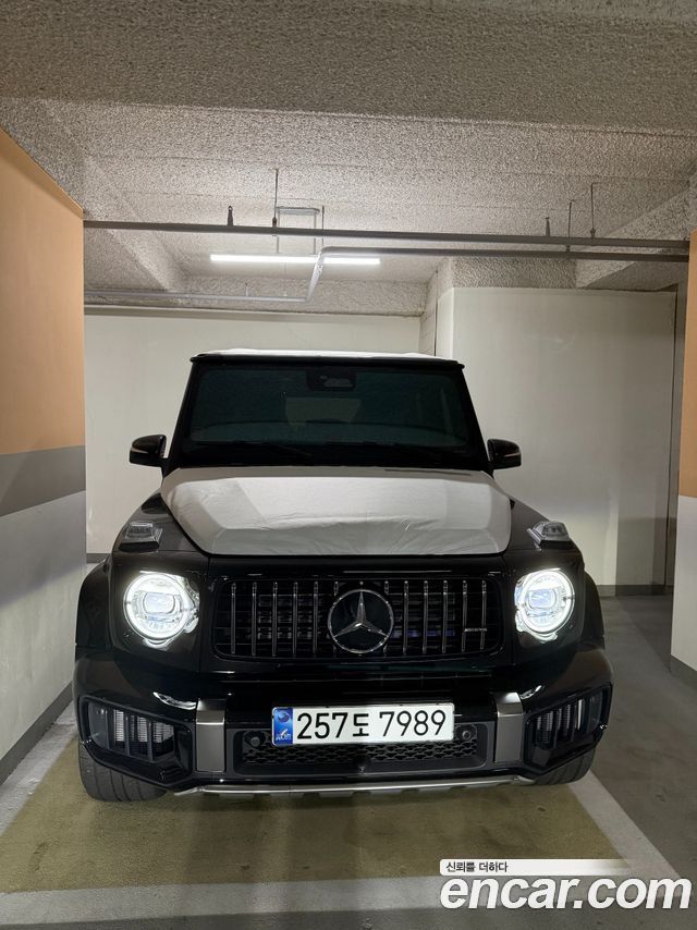 Mercedes-Benz G-Class W465