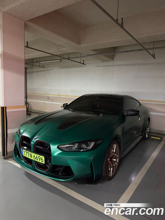 BMW M4 (G82)