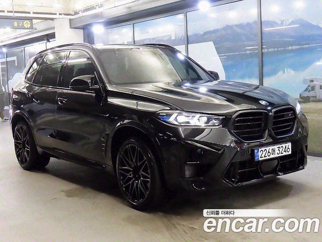 BMW X5M (G05)
