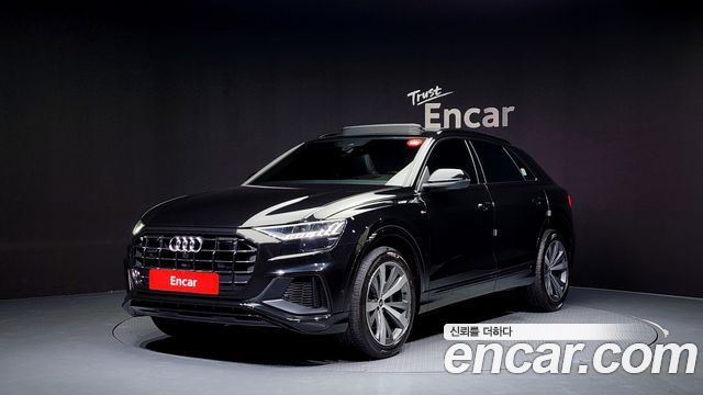 Audi Q8 (4M)