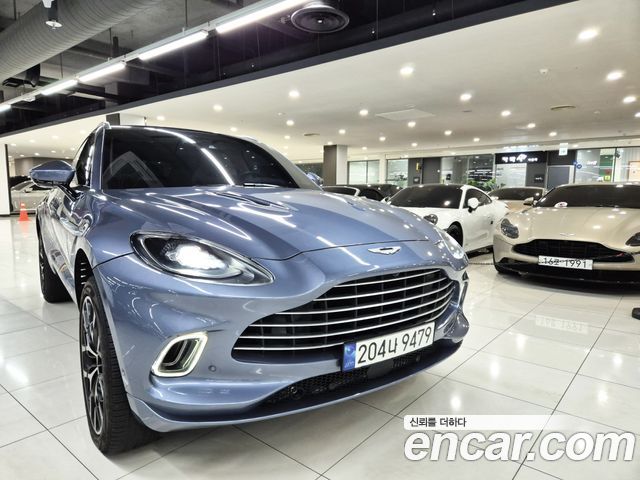 Astonmartin DBX