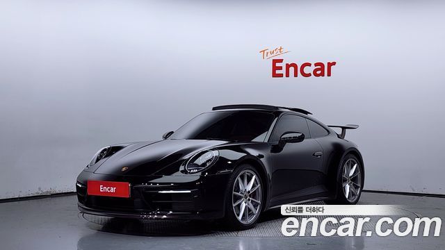 Porsche 911 (992)