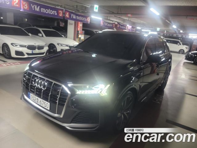 Audi Q7 (4M)