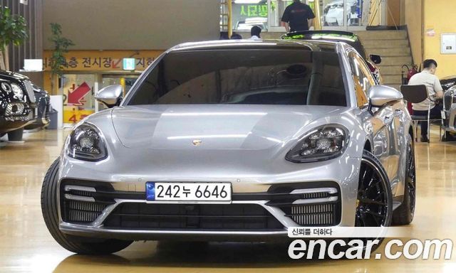 Porsche Panamera (972)
