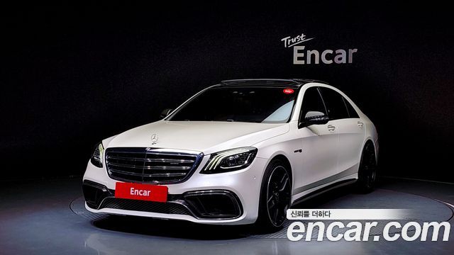 Mercedes-Benz S-Class W222