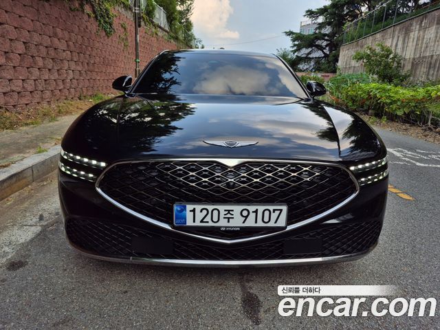 Genesis G90 (RS4)
