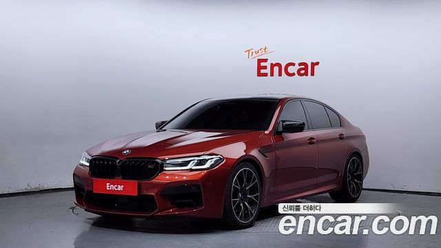 BMW M5 (F90)