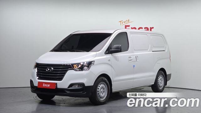 Hyundai The New Grand Starex