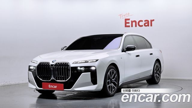 BMW 7 Series (G70)