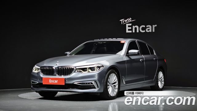 BMW 5 Series (G30)