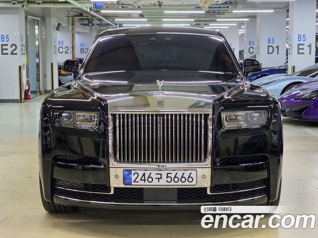 Rolls-Royce Phantom