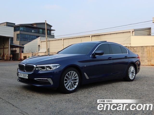 BMW 5 Series (G30)