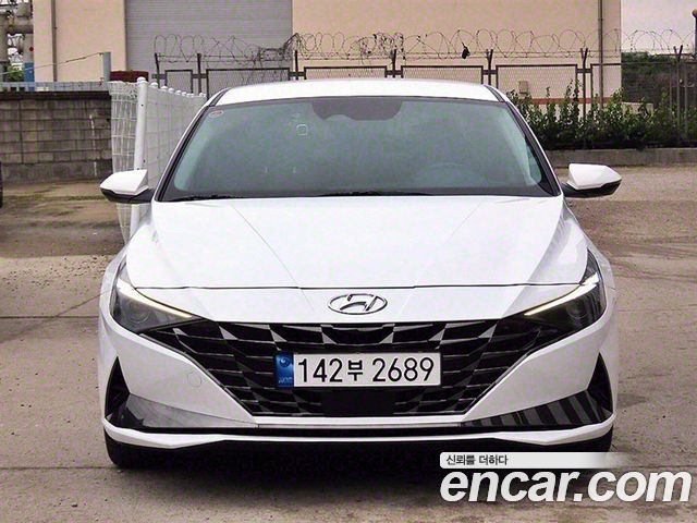 Hyundai Avante Hybrid (CN7)
