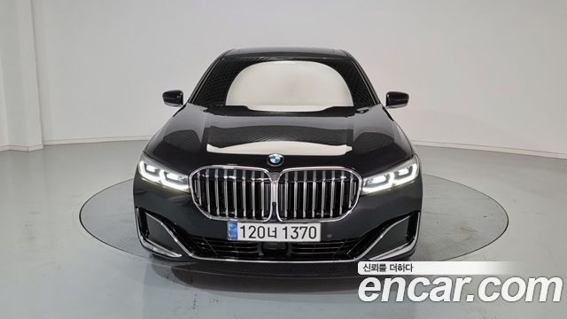 BMW 7 Series (G11)