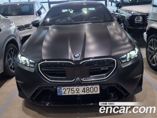BMW M5 (G90)