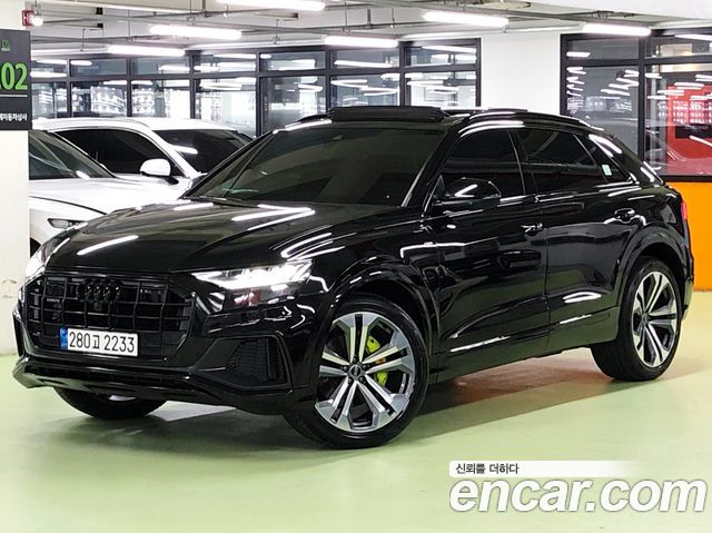 Audi Q8 (4M)