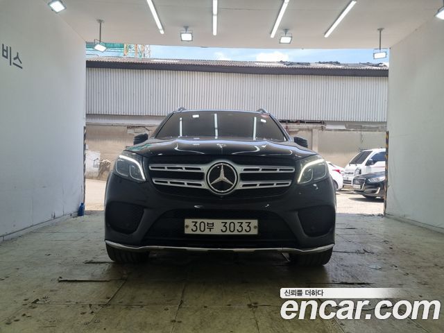 Mercedes-Benz GLS-Class X166