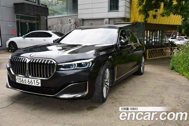 BMW 7 Series (G11)