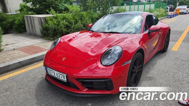 Porsche 911 (992)