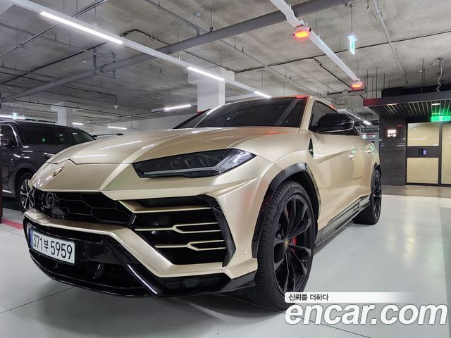 Lamborghini Urus