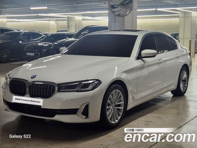 BMW 5 Series (G30)