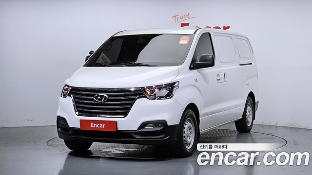 Hyundai The New Grand Starex