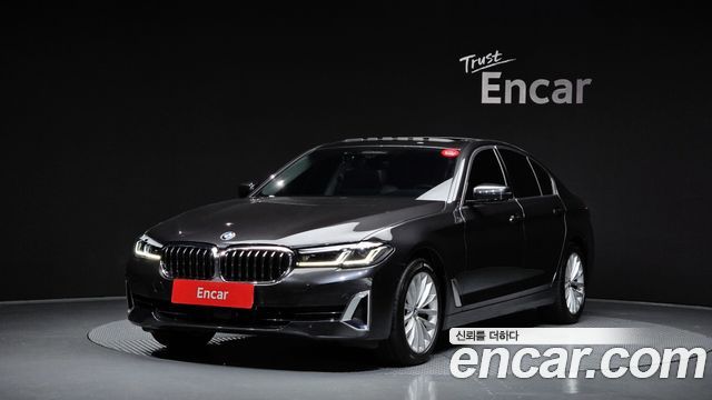 BMW 5 Series (G30)
