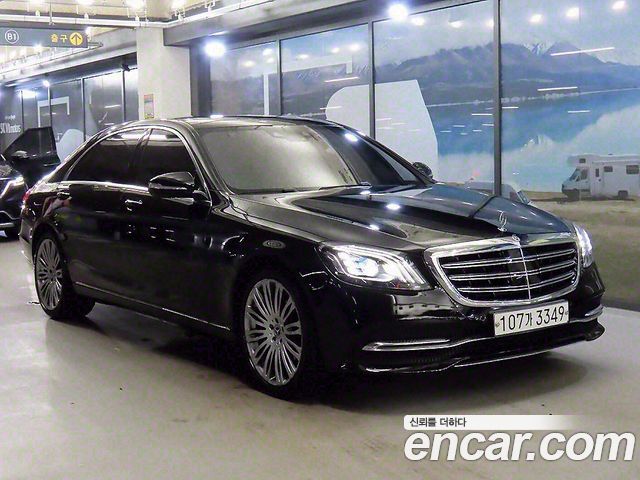 Mercedes-Benz S-Class W222