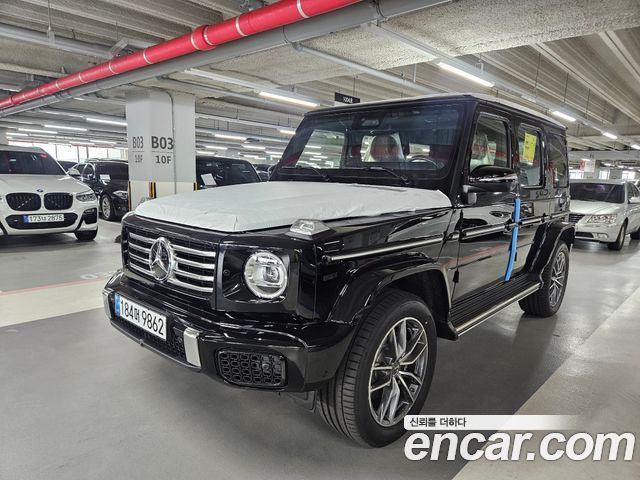 Mercedes-Benz G-Class W465