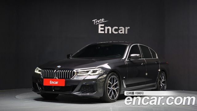 BMW 5 Series (G30)