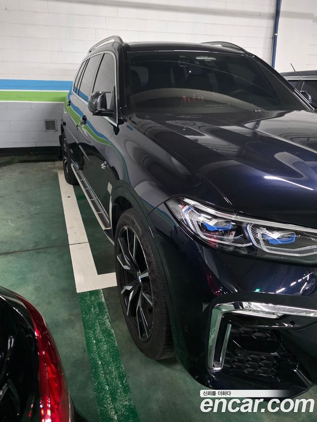 BMW X7 (G07)