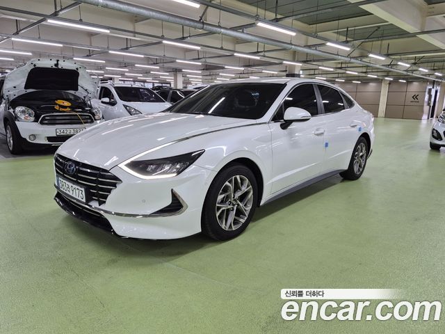 Hyundai Sonata (DN8)