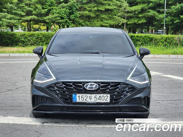 Hyundai Sonata (DN8)