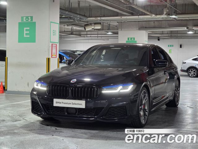 BMW 5 Series (G30)