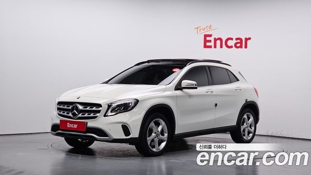 Mercedes-Benz GLA-Class X156