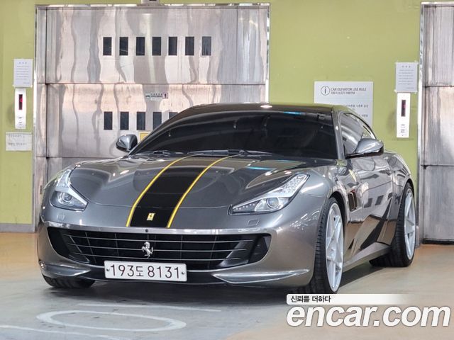 Ferrari GTC4 Lusso