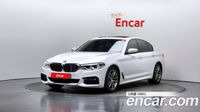 BMW 5 Series (G30)