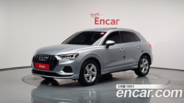 Audi Q3 (F3)