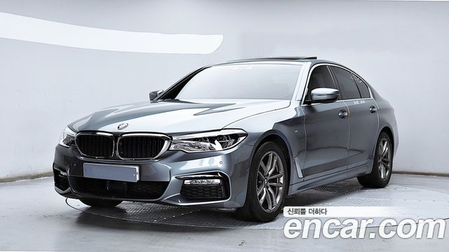 BMW 5 Series (G30)
