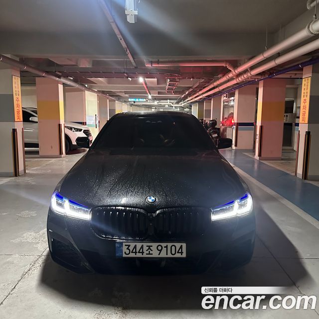 BMW 5 Series (G30)
