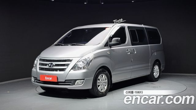 Hyundai Grand Starex